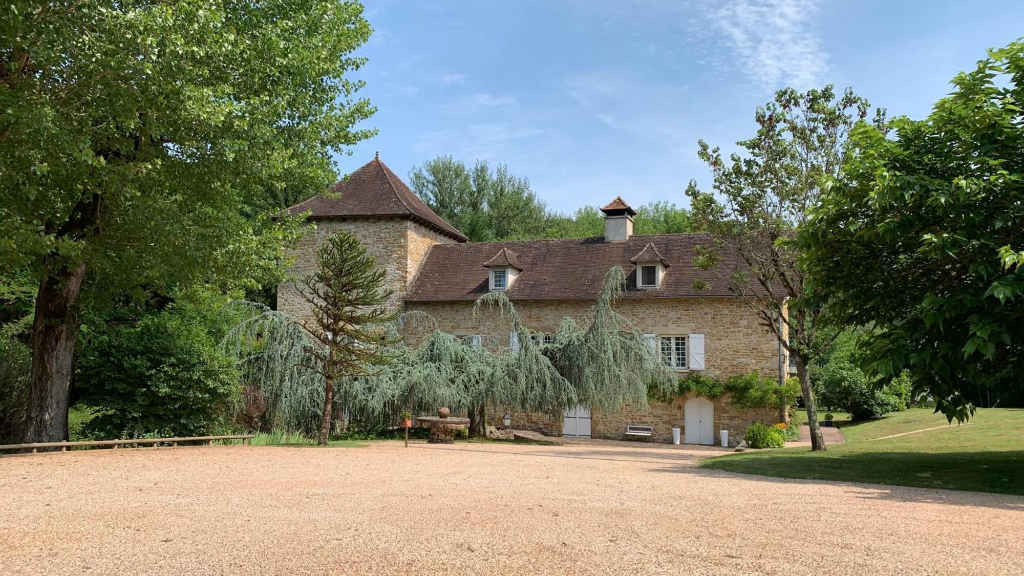 Saint-Denis-lès-MartelLe Moulin Du Boisset住宿加早餐旅馆 外观 照片